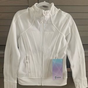 NWT Iviva (Lululemon) Perfect Your Practice Jacket